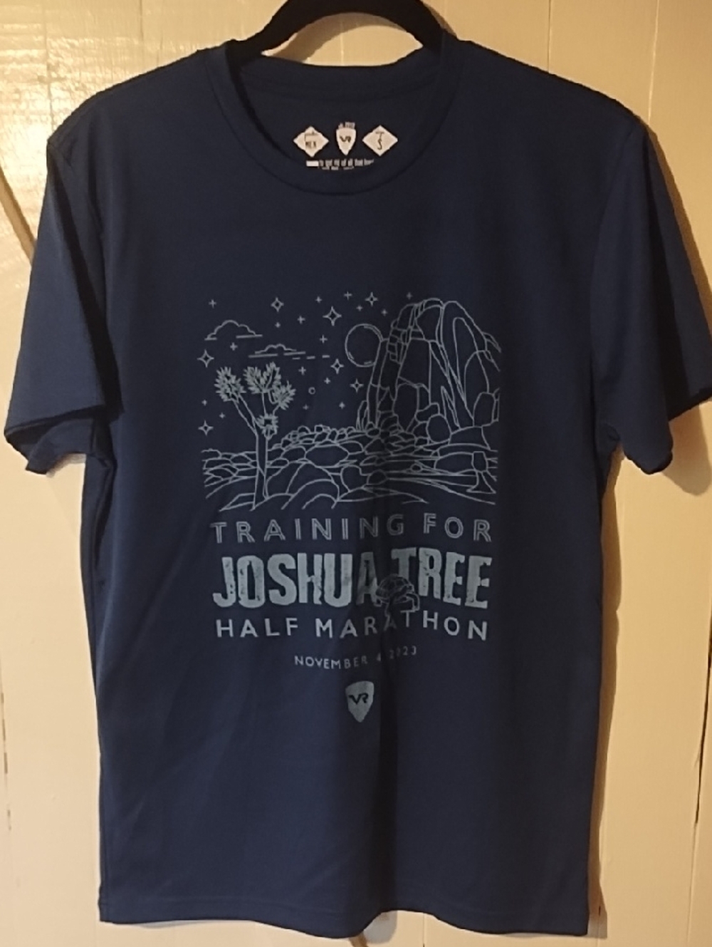 Joshua Tree Half Marathon Training Tee - Navy VR Brand. Medium.